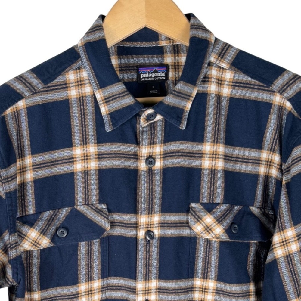 Patagonia Fjord Flannel Shirt Mens L Organic Cotton Plaid Button Down Navy